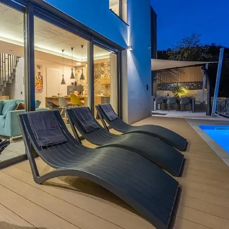 Fuer 6 Personen Ca 92 Qm In Crikvenica, Kvarner Bucht Und Umgebung Ferienhaus *